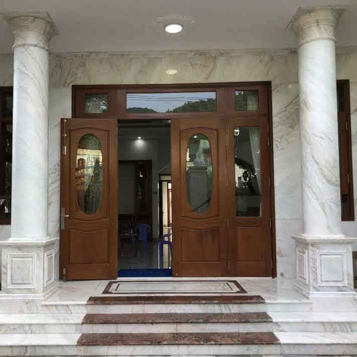 Mẫu cột tròn đá marble