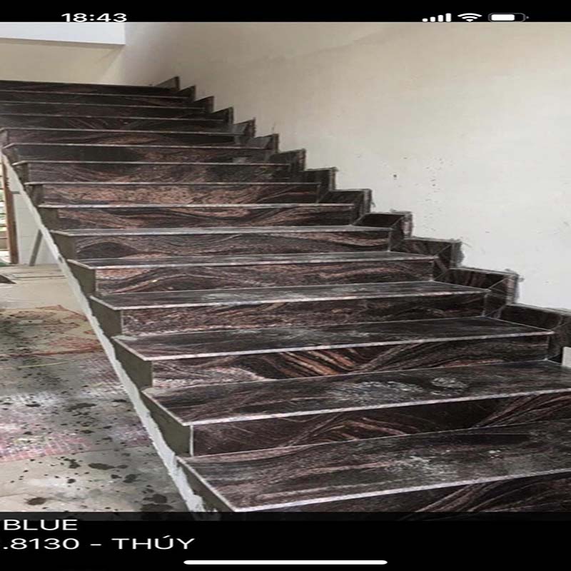 Cầu thang đá hoa cương