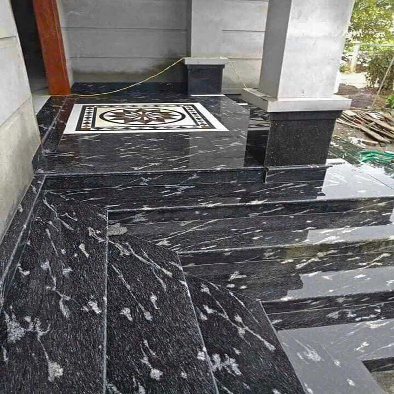 Cầu thang đá hoa cương