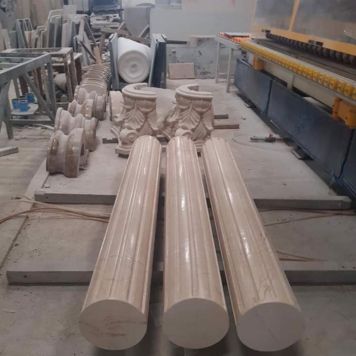 Cấu tạo cột đá hoa cương bởi hai thành phần chính là thạch anh và fenspat