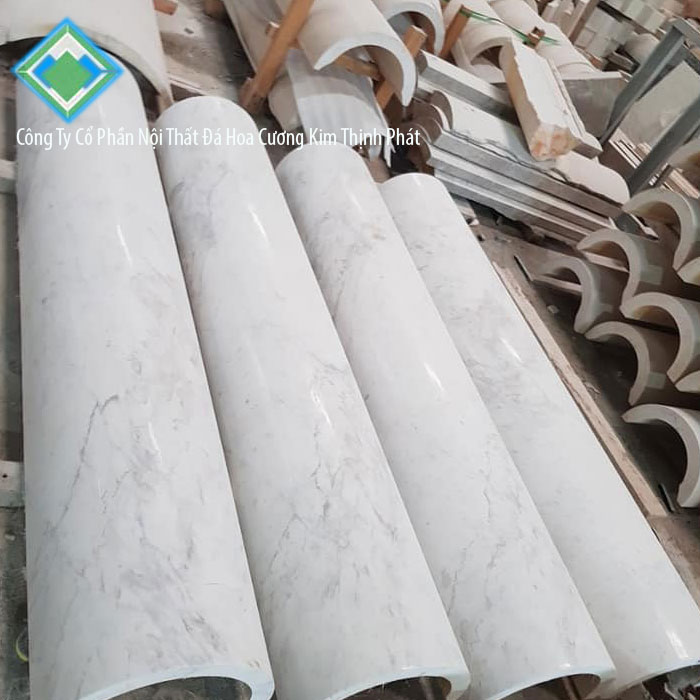 cột đá hoa cương được khai thác từ tự nhiên nên rất có rất nhiều ưu điểm
