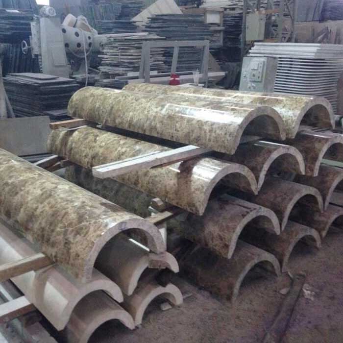 cột tròn đá hoa cương