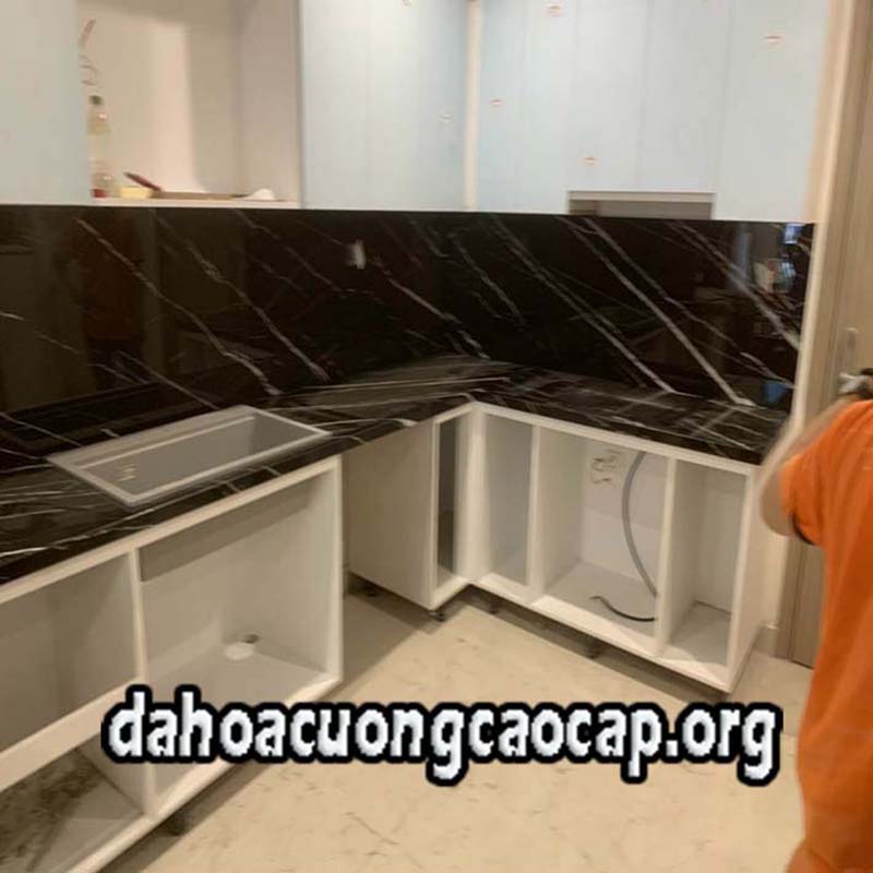 Đá hoa cương