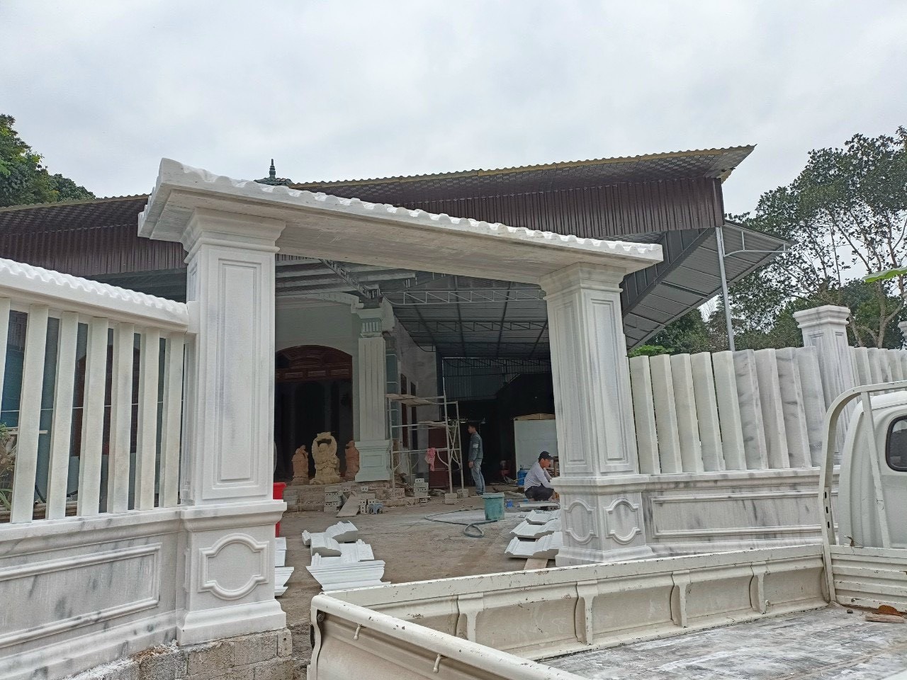Mặt tiền đá hoa cương