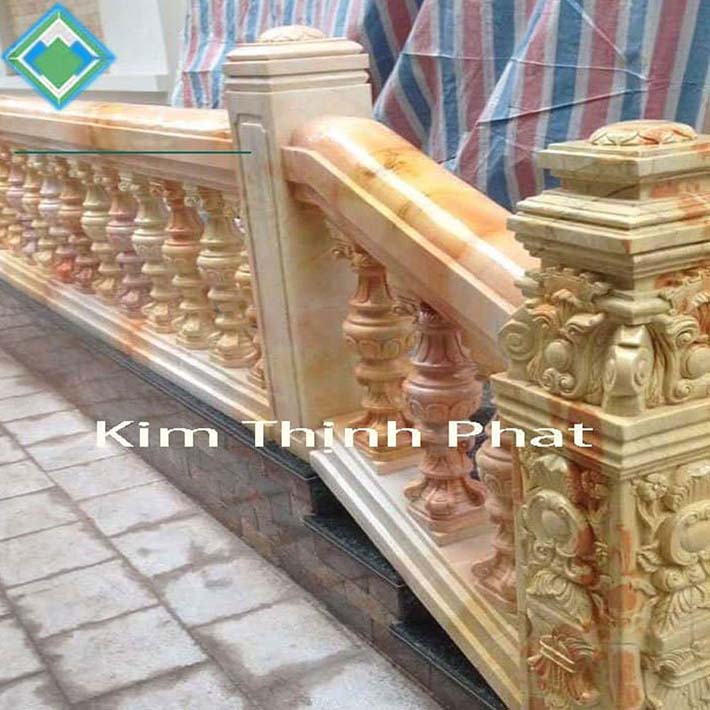 mẫu cột tròn đá hoa cương đẹp